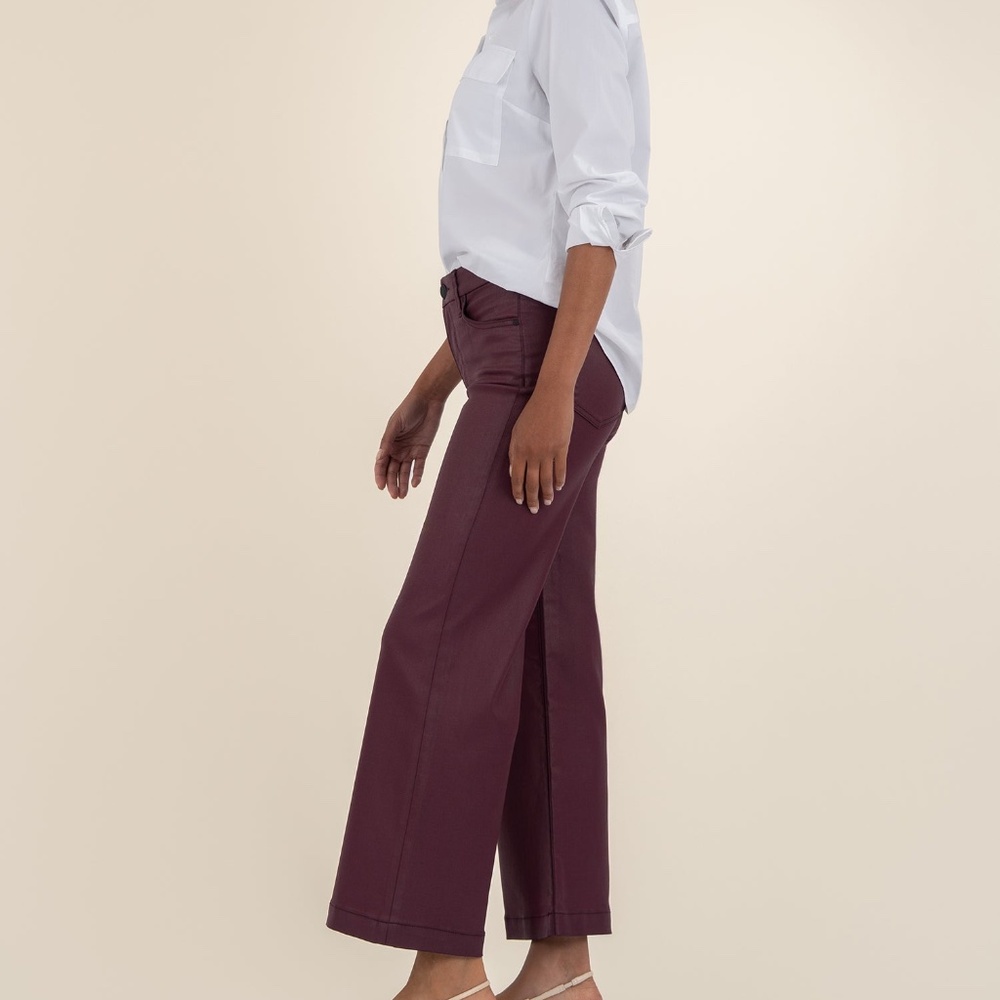 Kut from the Kloth Meg Coated High Rise Wide Leg Size 1212 / Blackberry - Picture 3 of 3